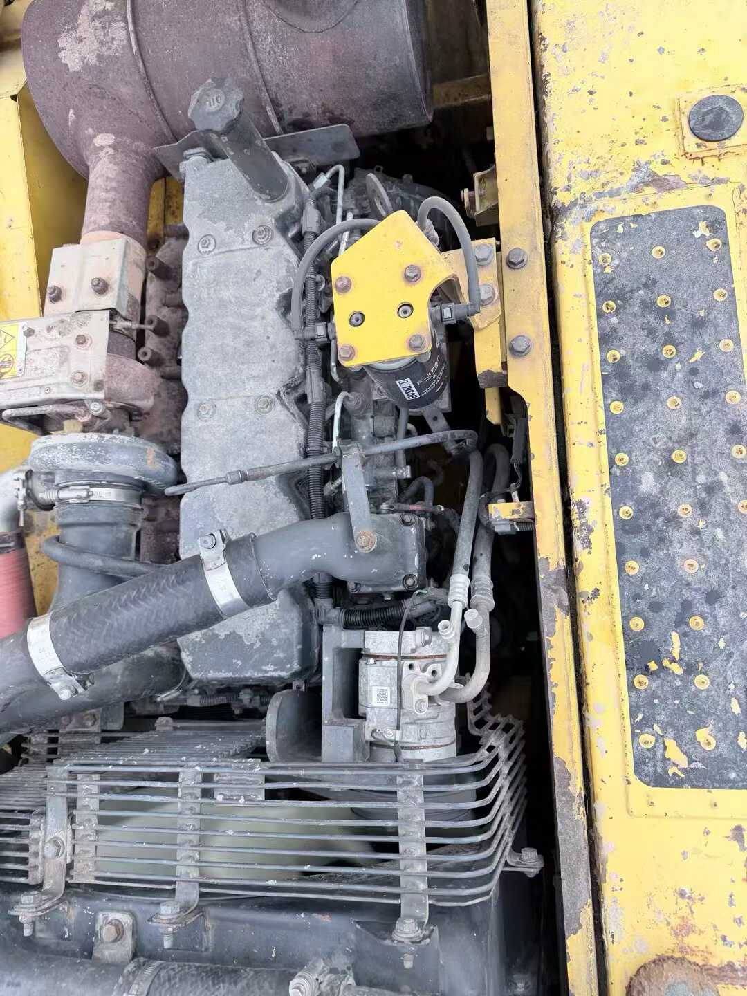 Buy Komatsu PC200-8N1 Used Excavator / 4 Used Komatsu PC200-8N1 Excavator 2012 Model / 4