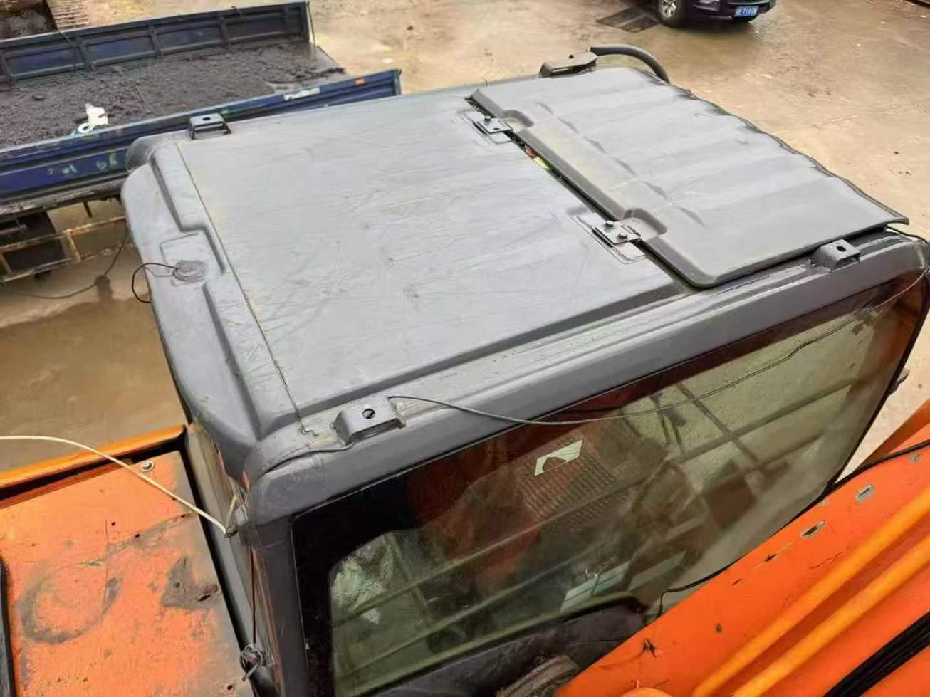 Used Hitachi ZAXIS200 Excavator 2016 Model / 3