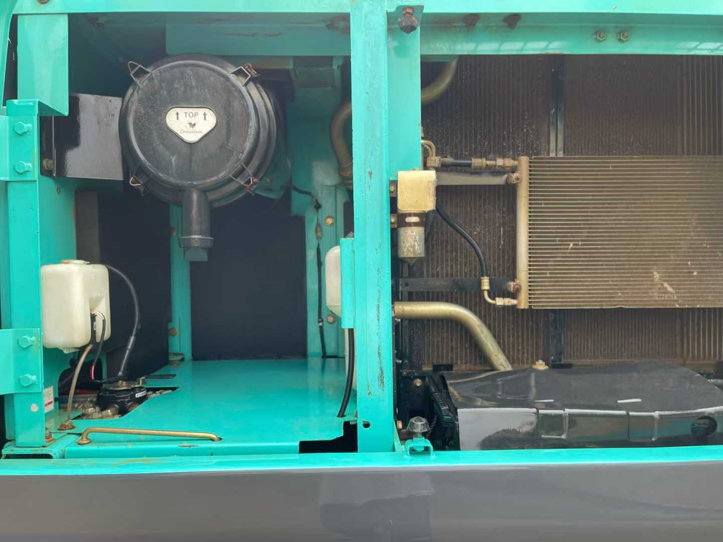 Used Kobelco SK200 Excavator 2016 Model / 6