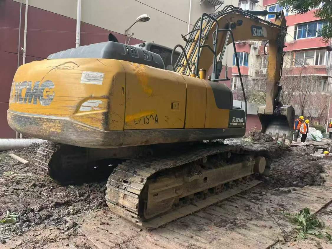 Used XCMG LW200 Excavator 2019 Model / 4