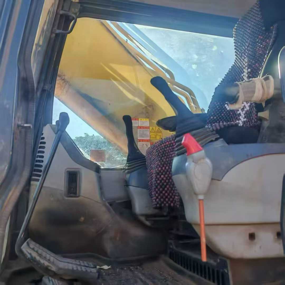 Used Komatsu PC60-7 Excavator 2010 Model / 5