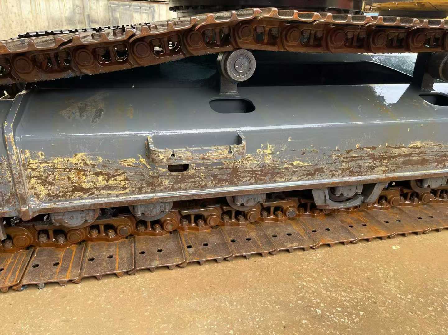 Used Kobelco SK200 Excavator 2016 Model / 8