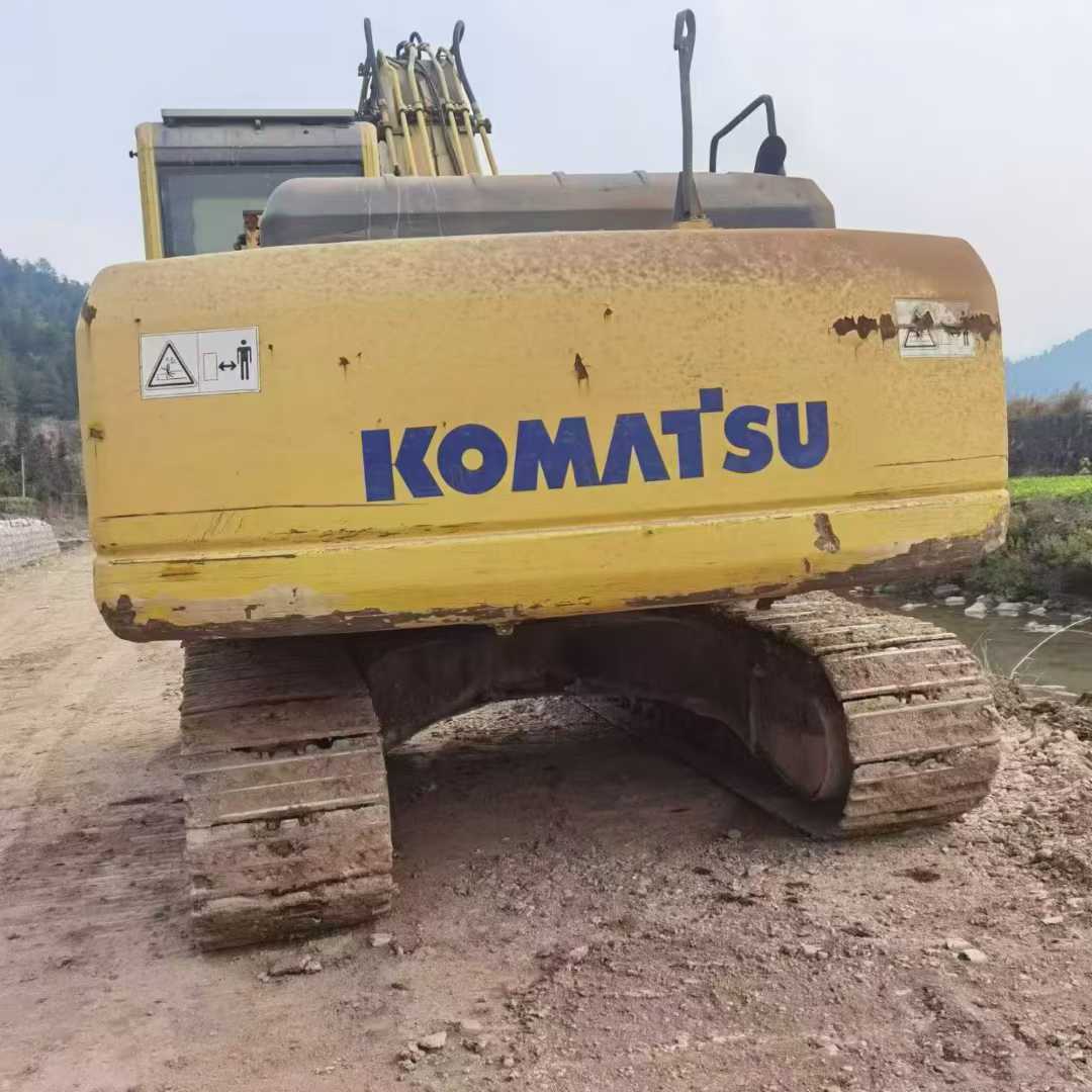 Used Komatsu PC200-8 Excavator 2016 Model