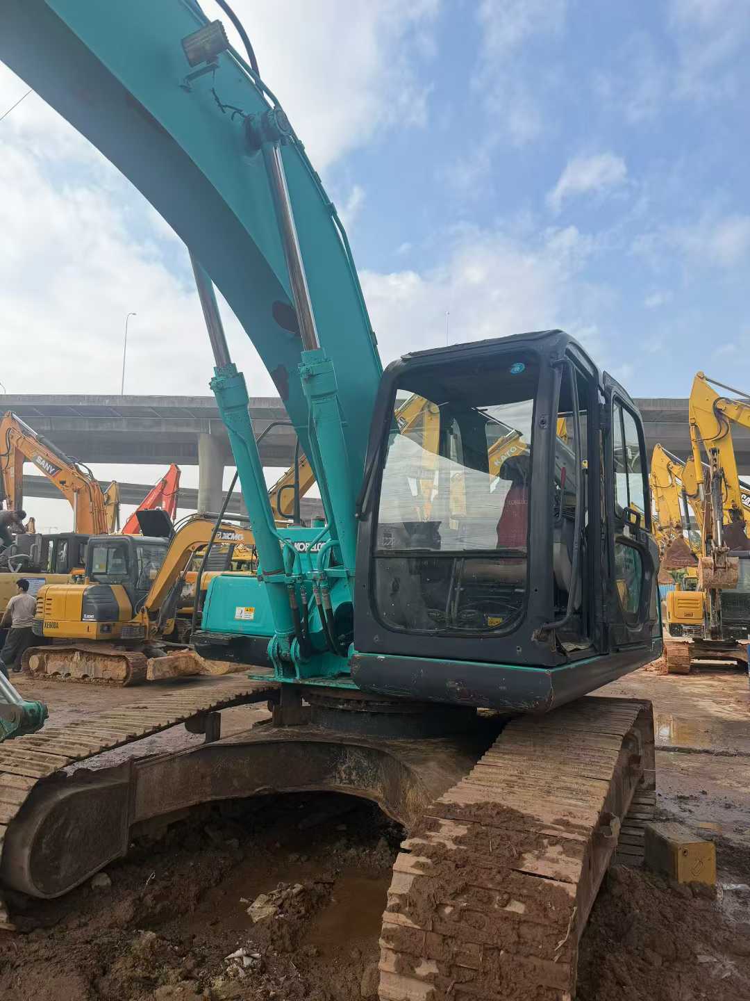 Used Kobelco SK210 Excavator 2016 Model