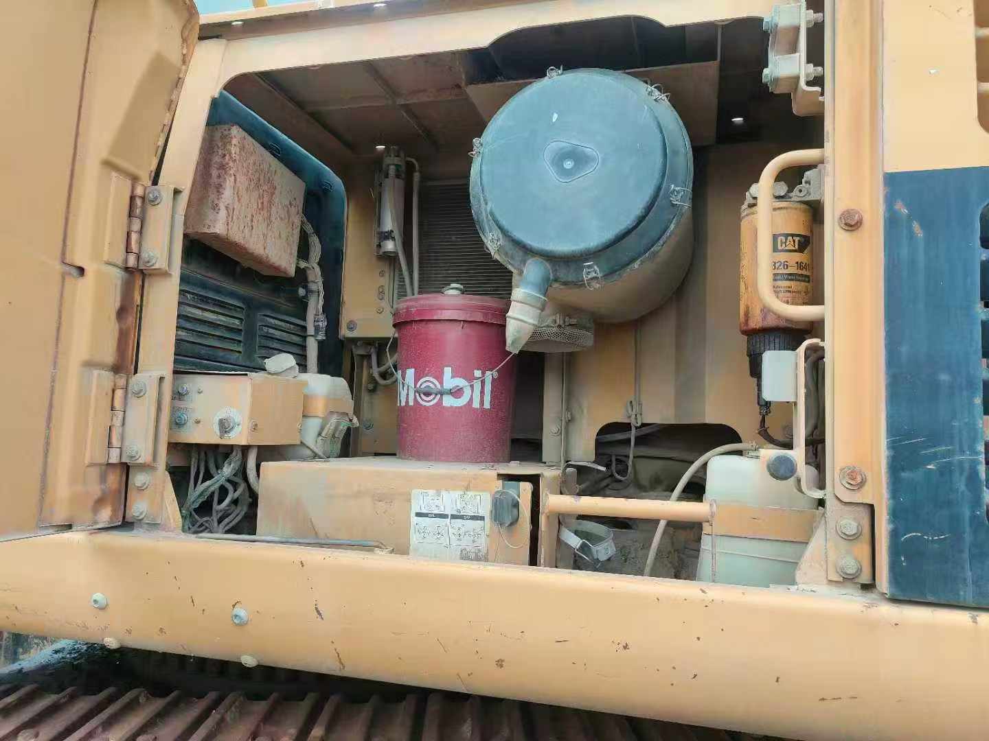 Used Caterpillar 345C Excavator 2016 Model / 9