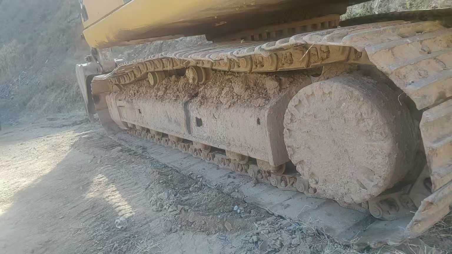 Used Caterpillar 320D Excavator 2016 Model / 5