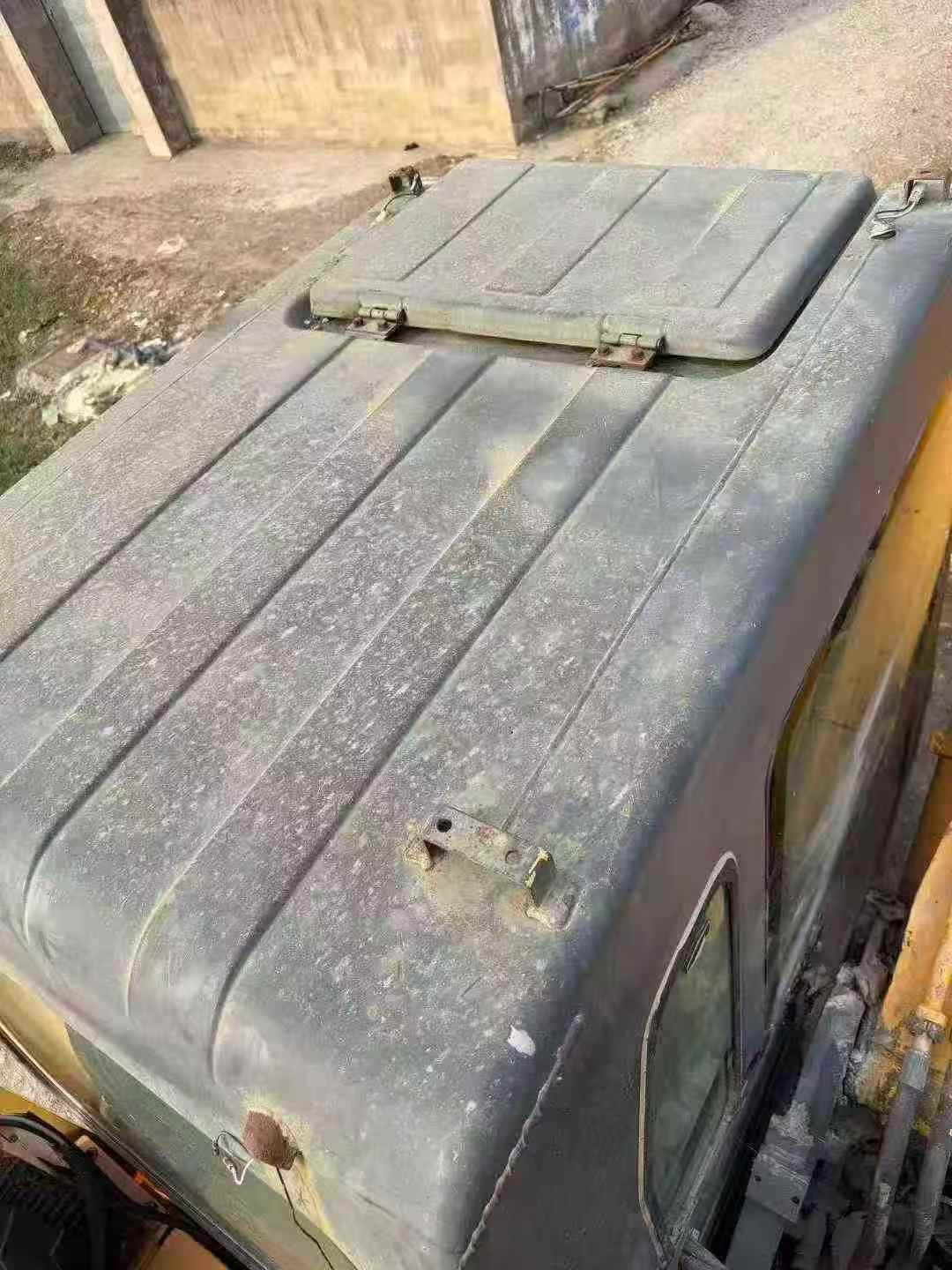 Used Hyundai R215-7 Excavator 2010 Model / 9