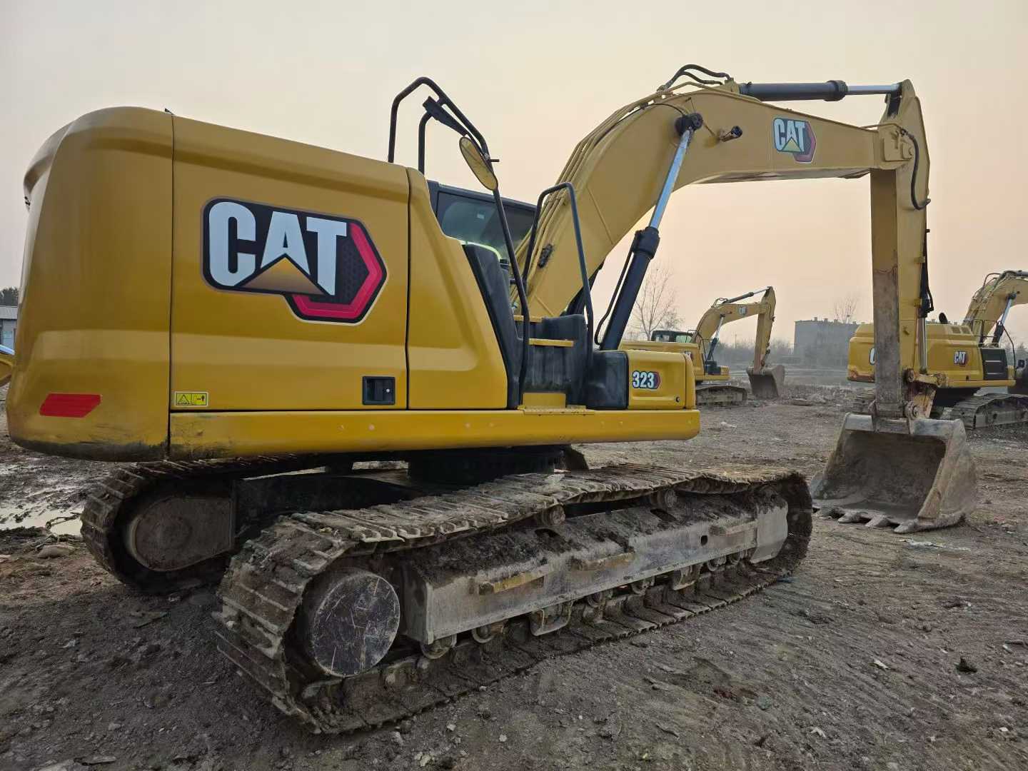 Used Caterpillar 323 Excavator 2020 Model / 7