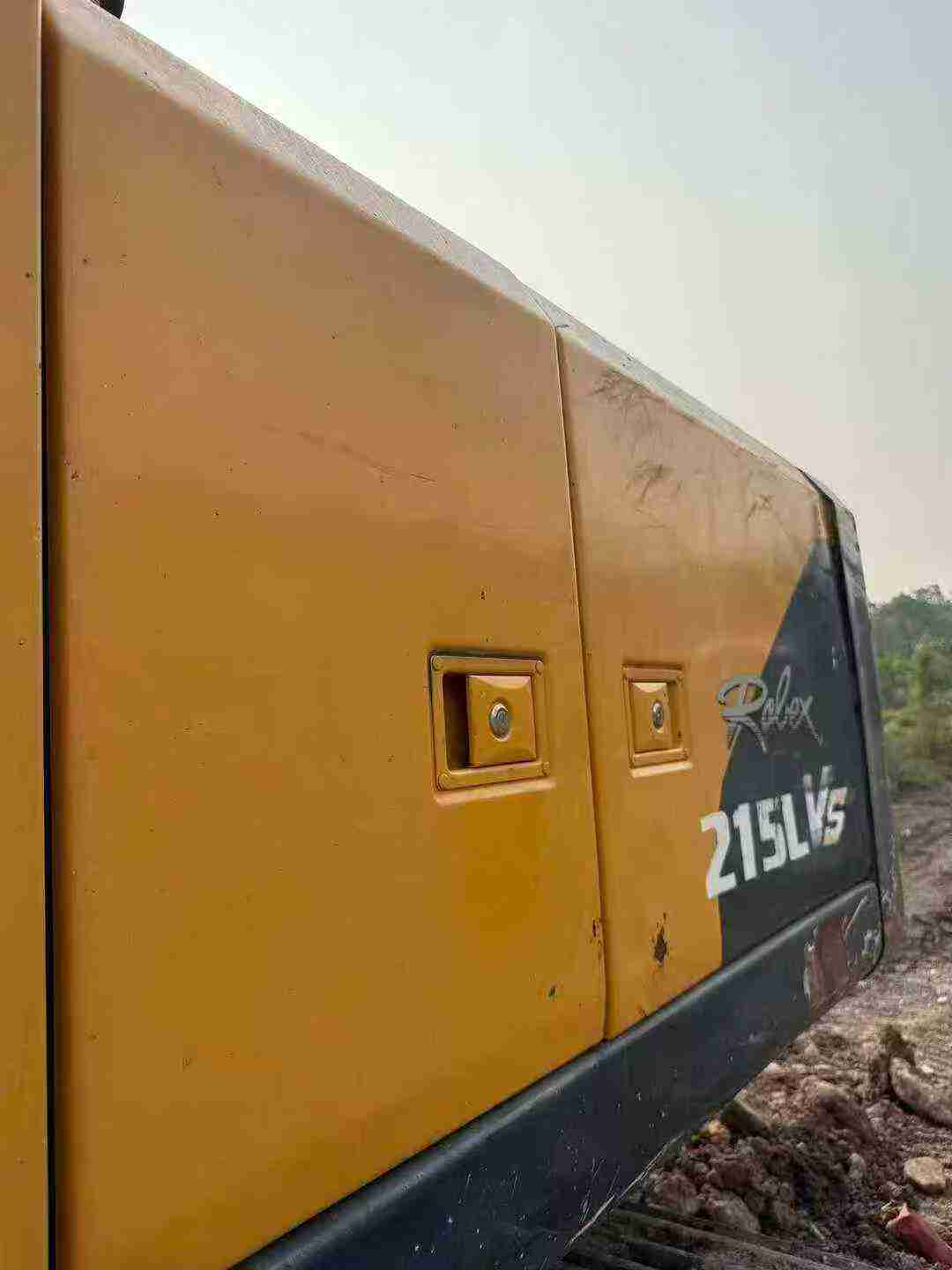 Used Hyundai R215VS Excavator 2019 Model / 5