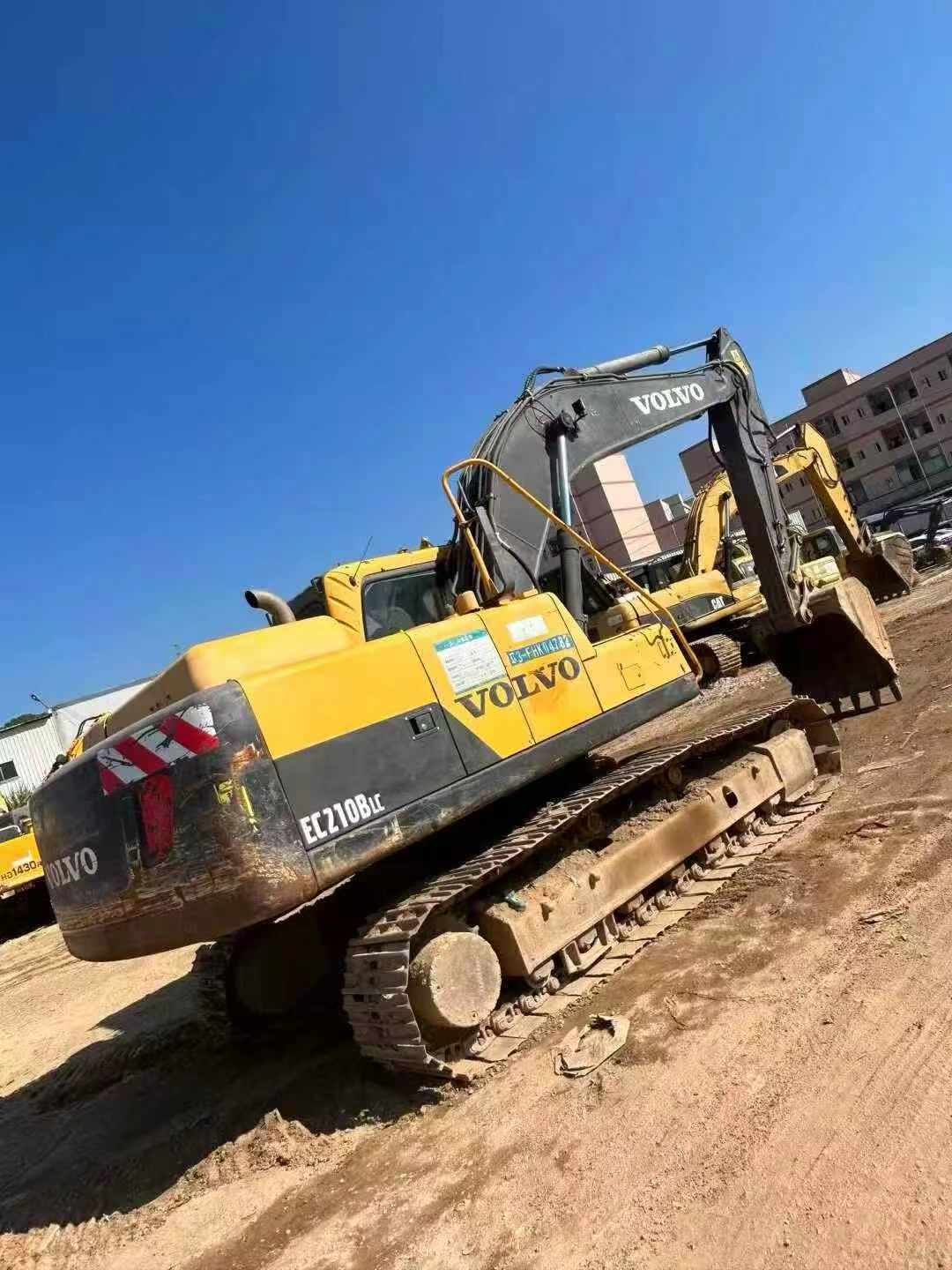 Used Volvo EW210C Excavator 2016 Model / 2