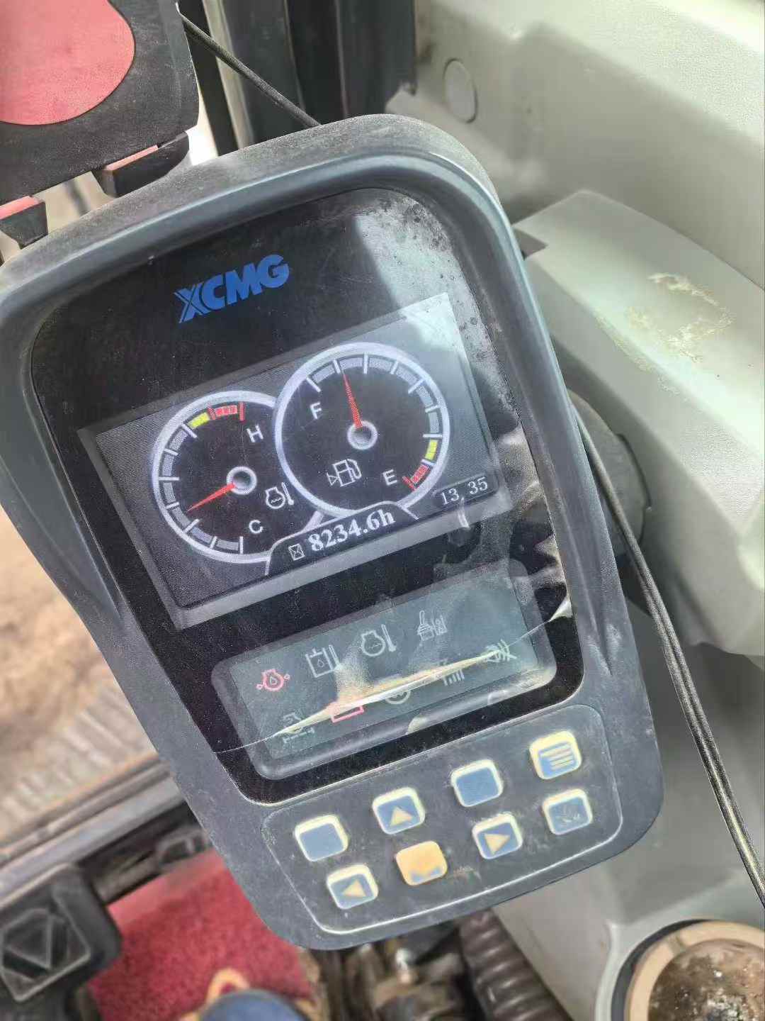 Used XCMG ZL60G Excavator 2019 Model / 9