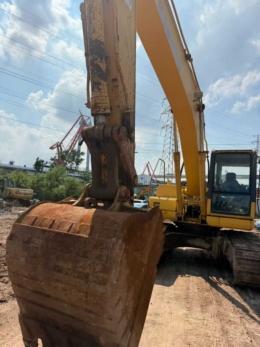 Used Komatsu PC200 Excavator 2016 Model / 5