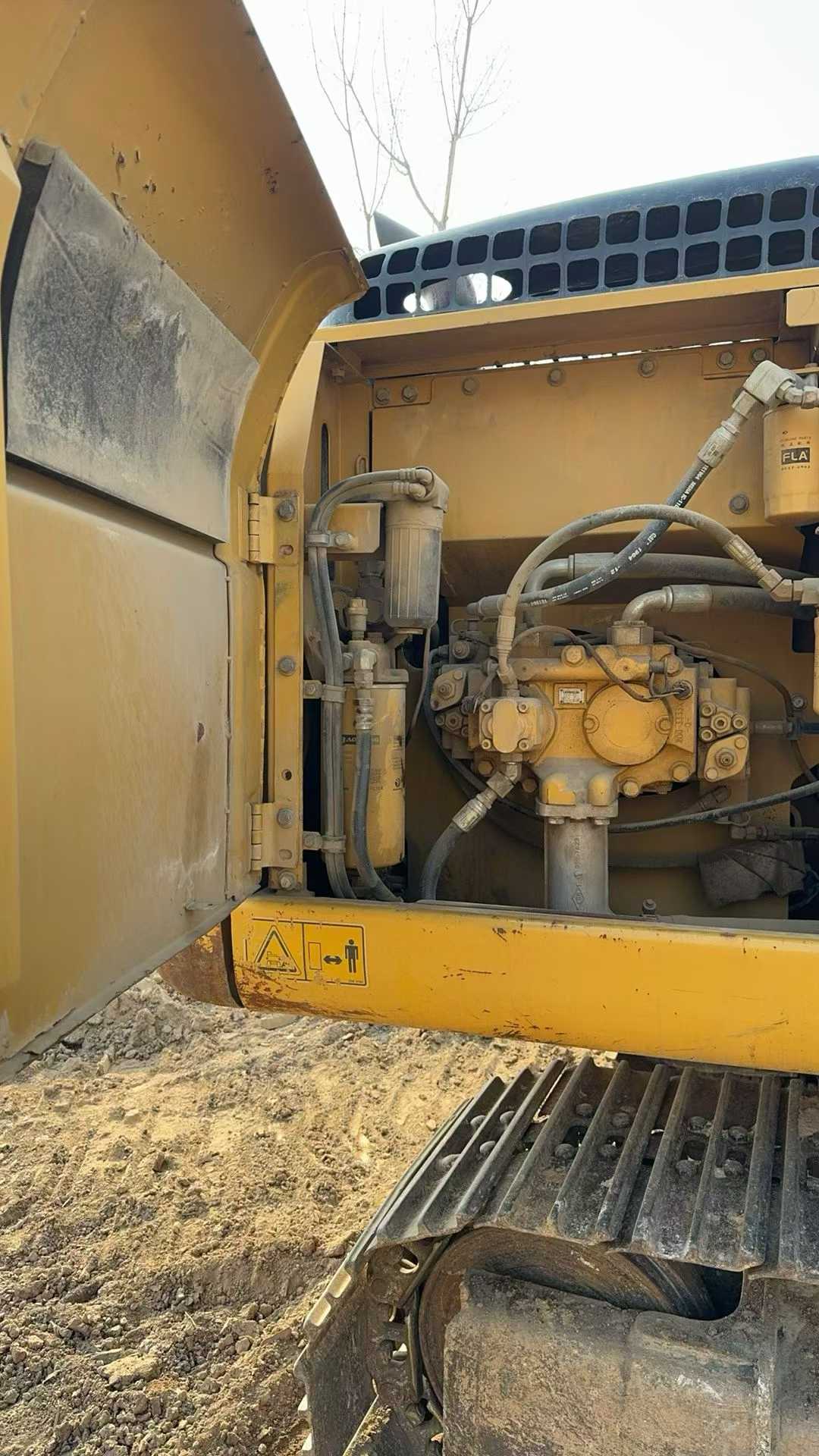 Used Caterpillar 320D Excavator 2017 Model / 6