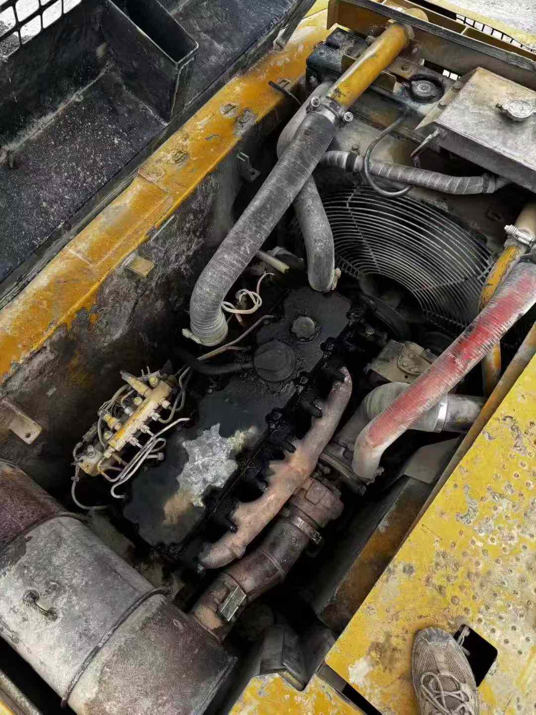 Used Caterpillar CT20 Excavator 2016 Model / 3