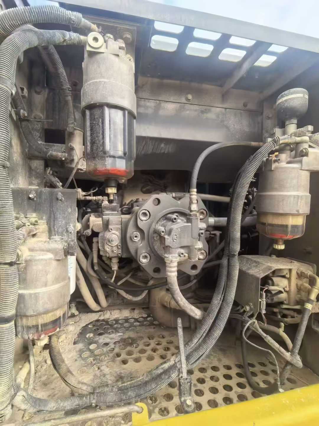 Used Sumitomo SH210A5 Excavator 2014 Model / 8