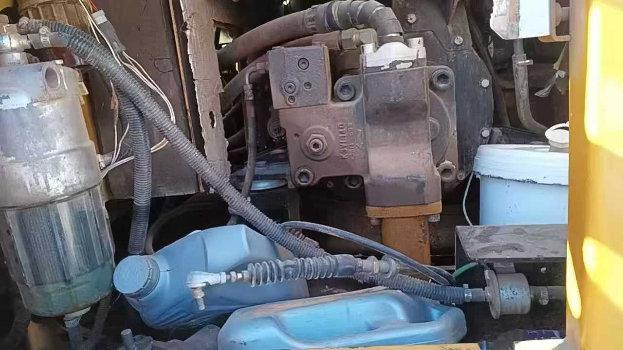 Used Sany SY95C Excavator 2017 Model / 6