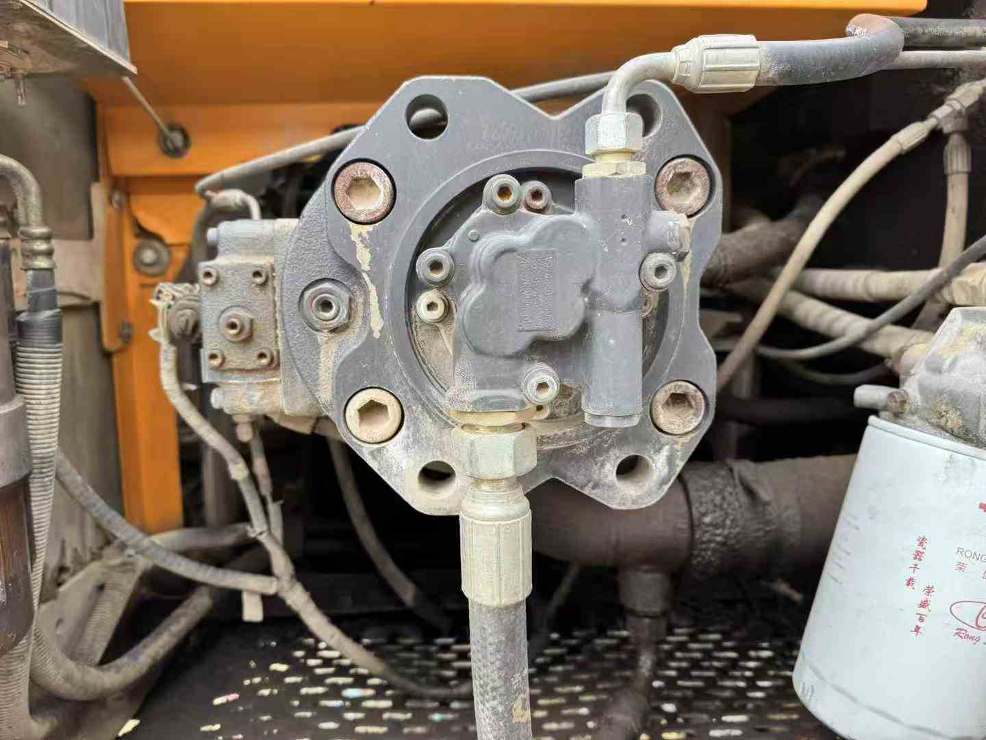 Used Sany SY195C Excavator 2016 Model / 4