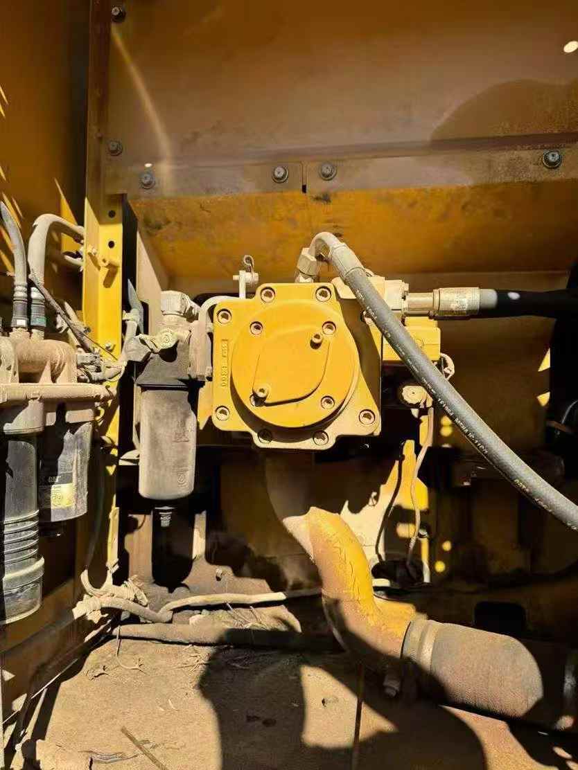 Used Caterpillar 323 Excavator 2020 Model / 6