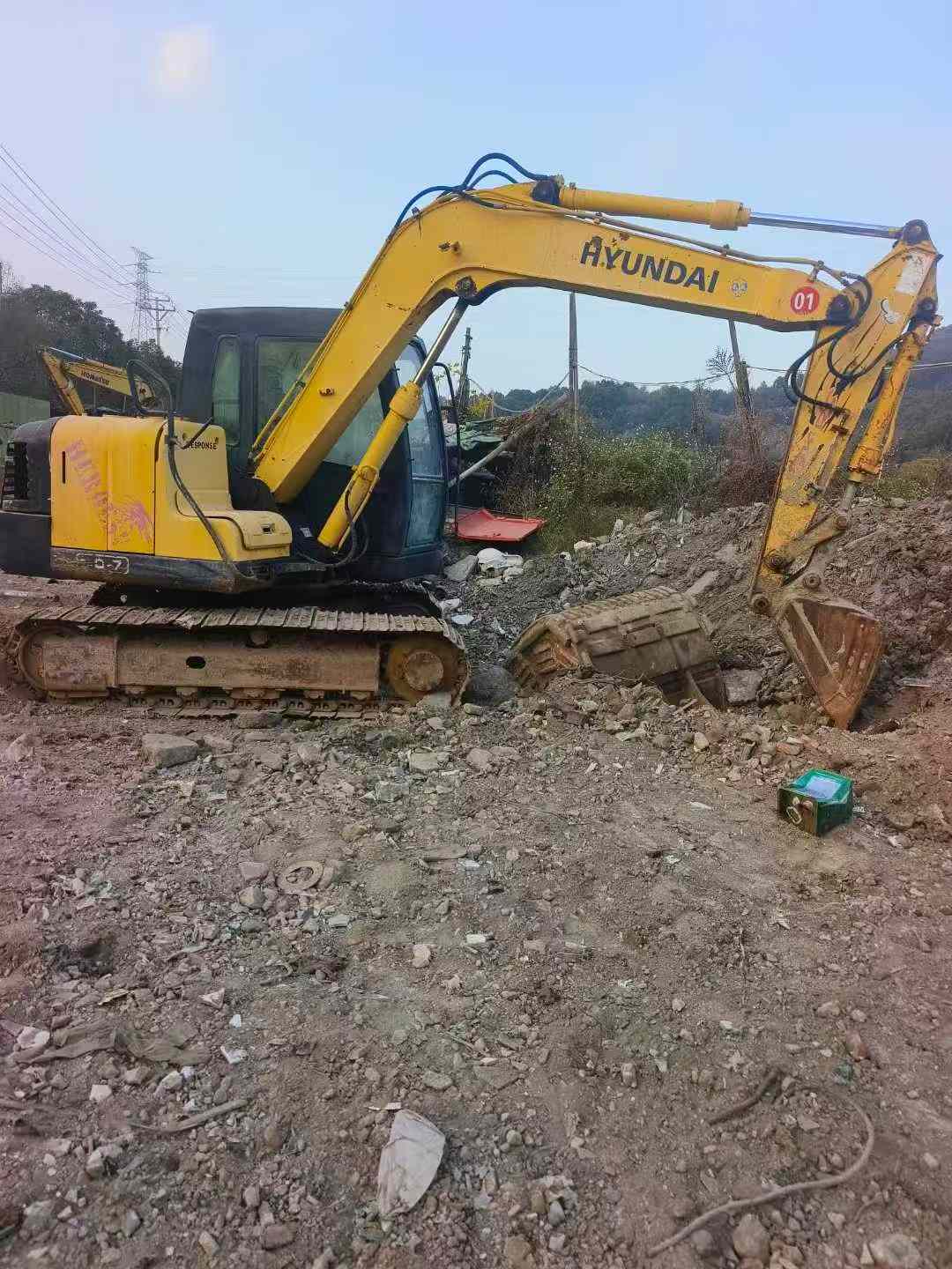 Used Hyundai R80-7 Excavator 2016 Model / 3