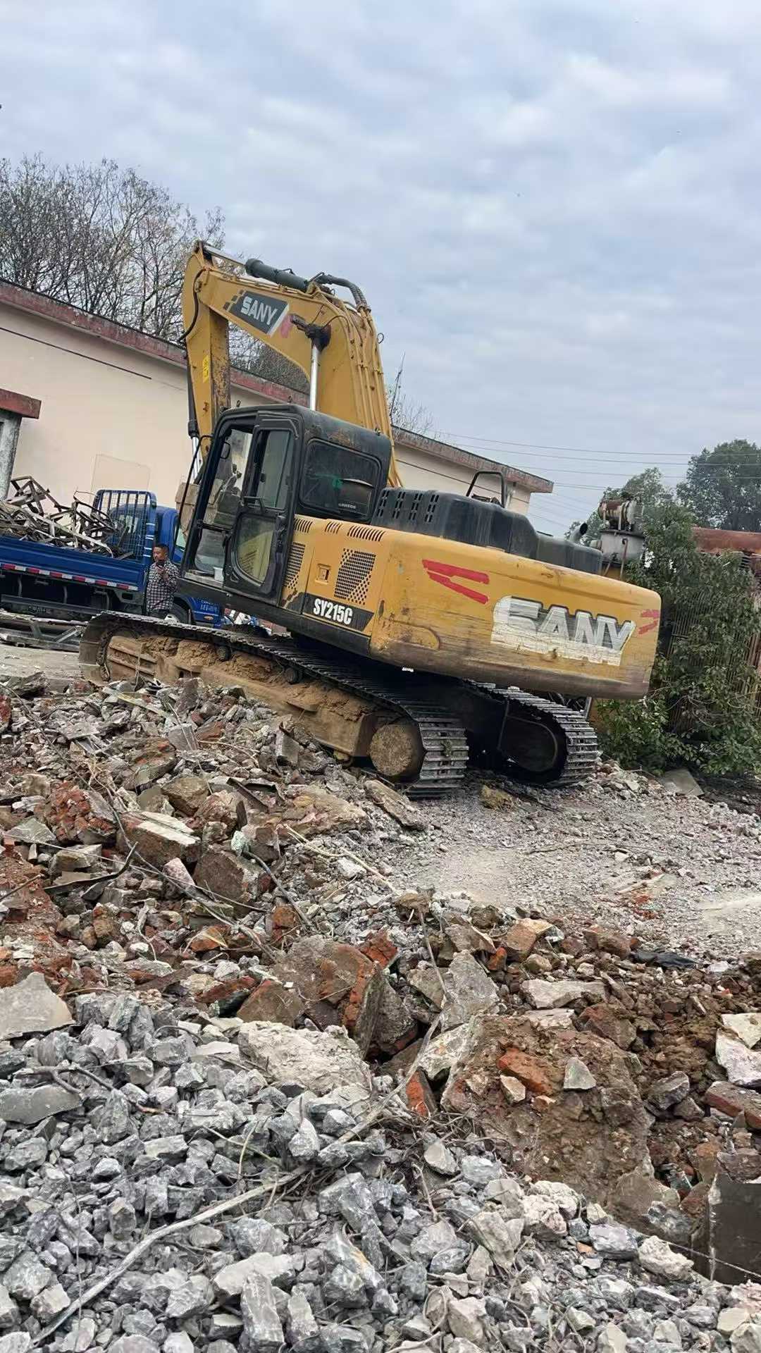 Used Sany SY215W Excavator 2018 Model / 3