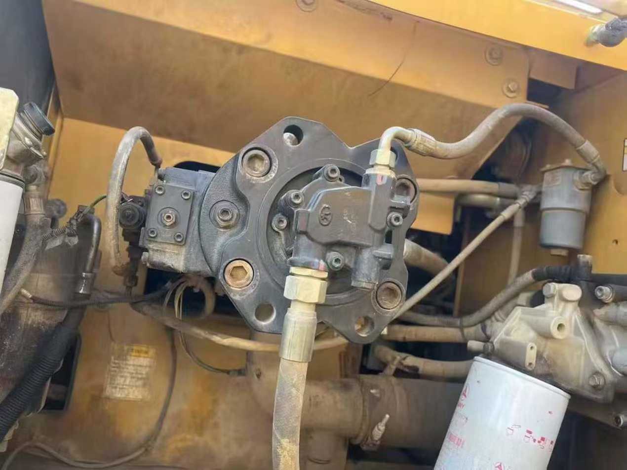 Used Sany SY200H Excavator 2020 Model / 4