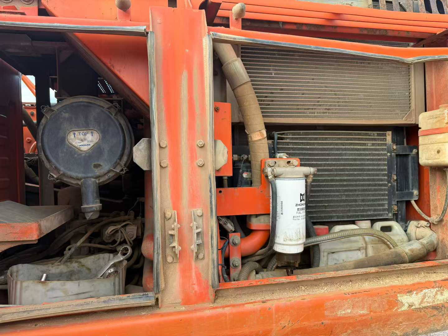 Buy Doosan S225 Used Excavator / 6 Used Doosan S225 Excavator 2016 Model / 6