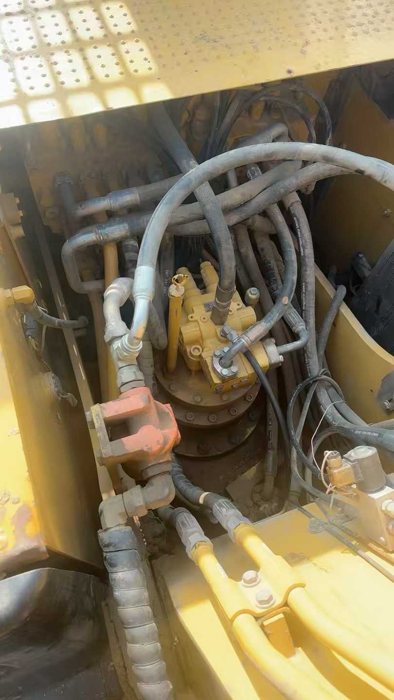 Used Caterpillar 320D Excavator 2017 Model / 7