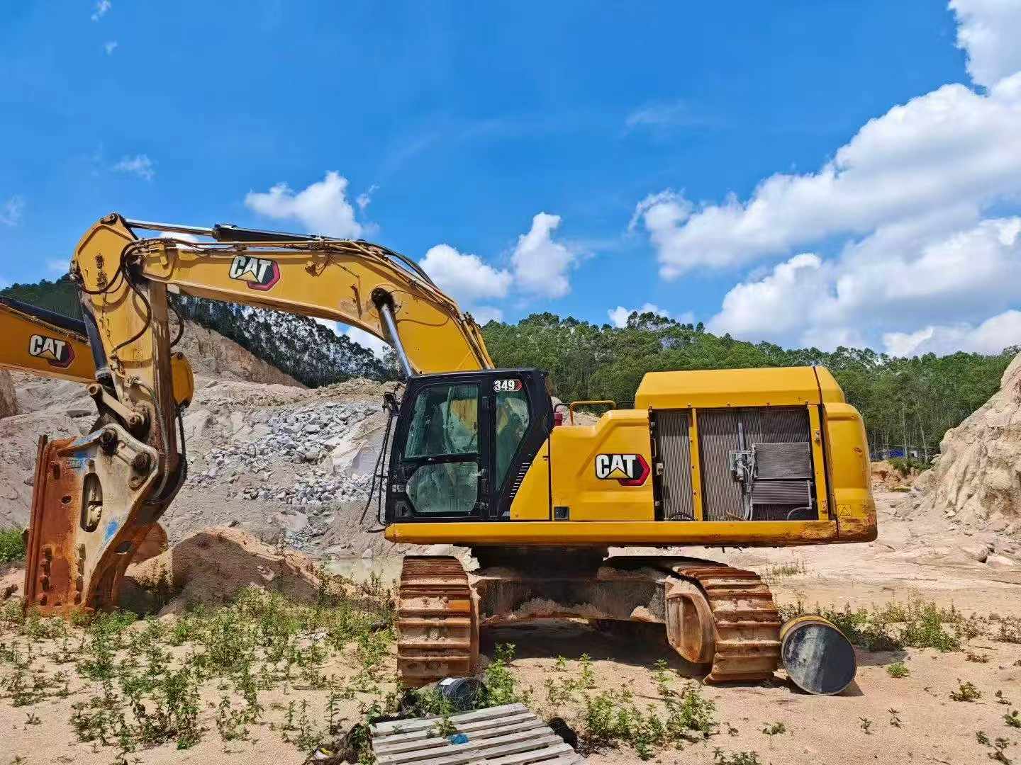 Used Caterpillar 349FL Excavator 2016 Model / 4