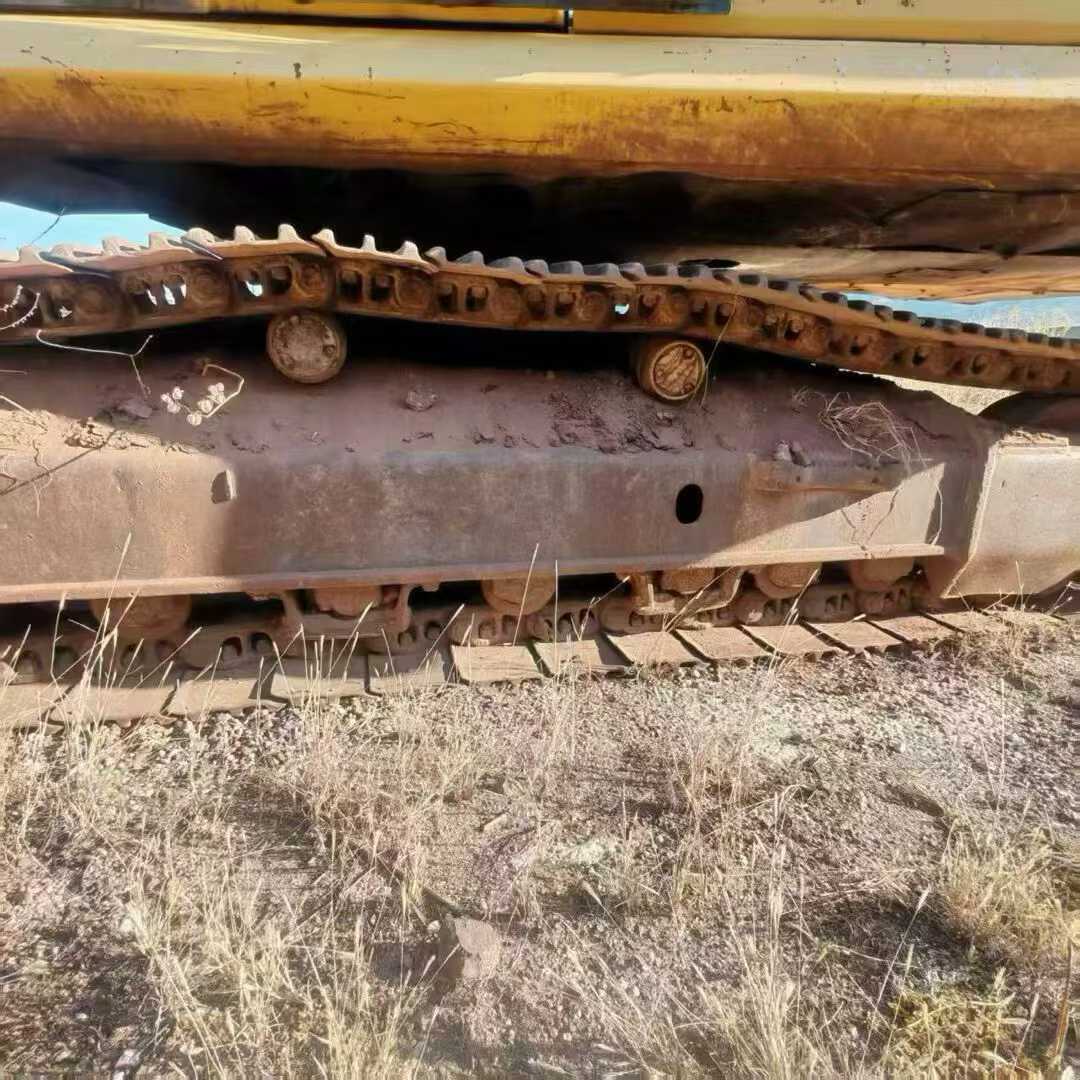 Used Komatsu PC60-7 Excavator 2010 Model / 4