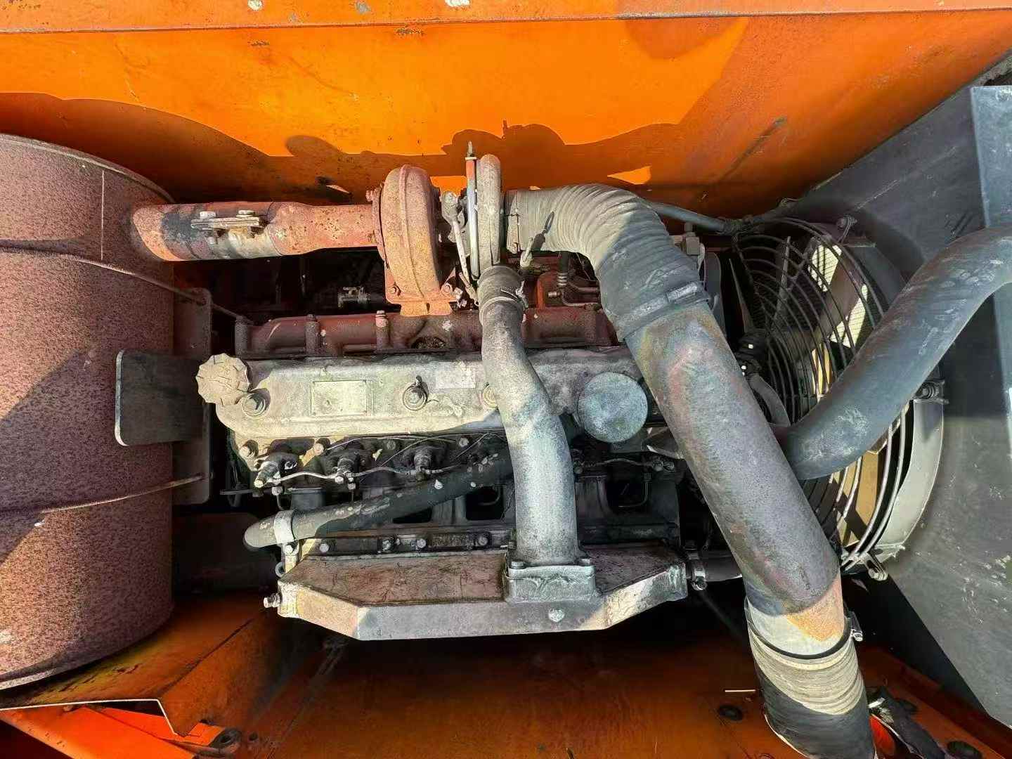 Used Doosan DH220-7 Excavator 2010 Model / 3