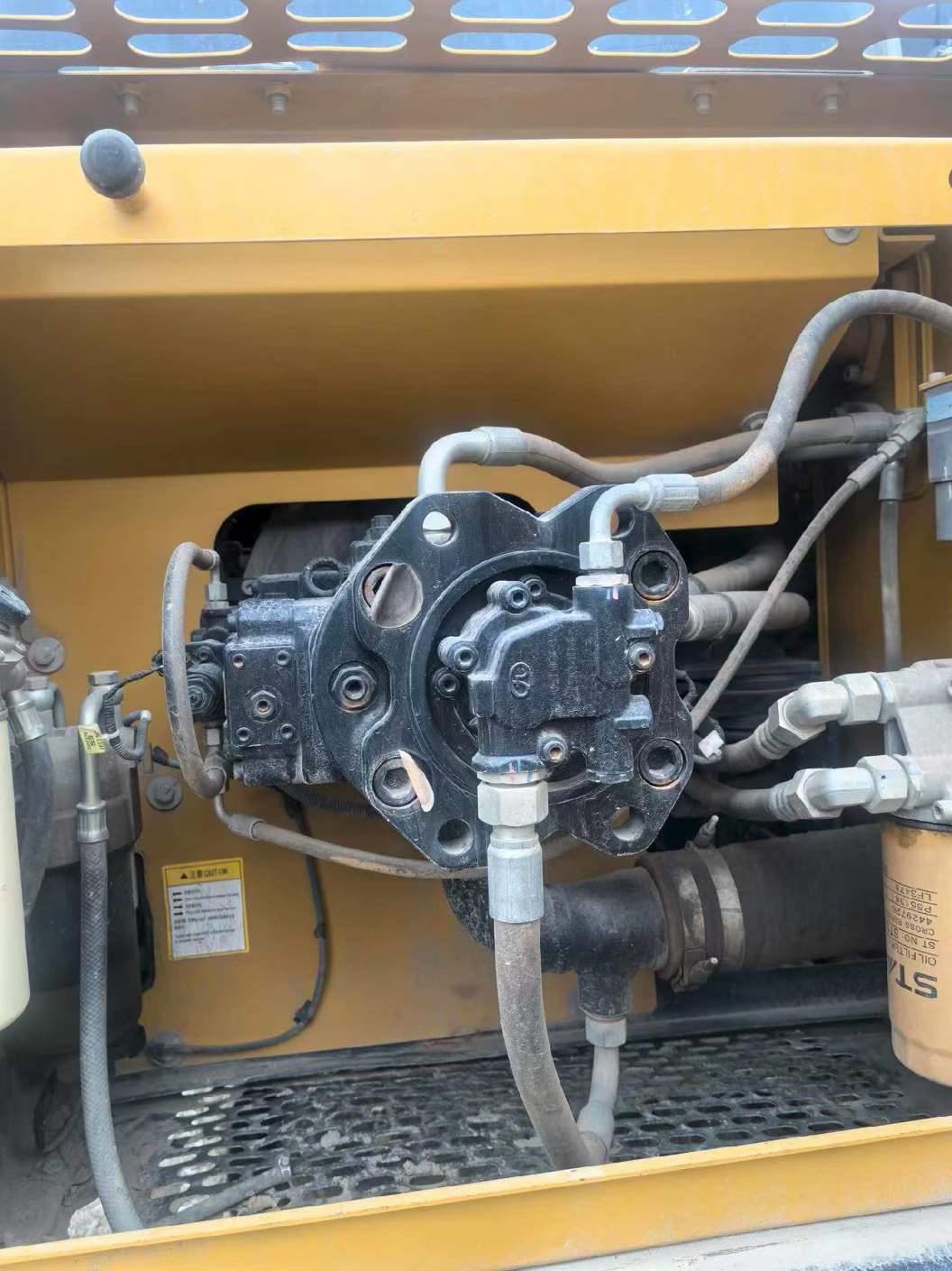 Used Sany SY200C Excavator 2021 Model / 9