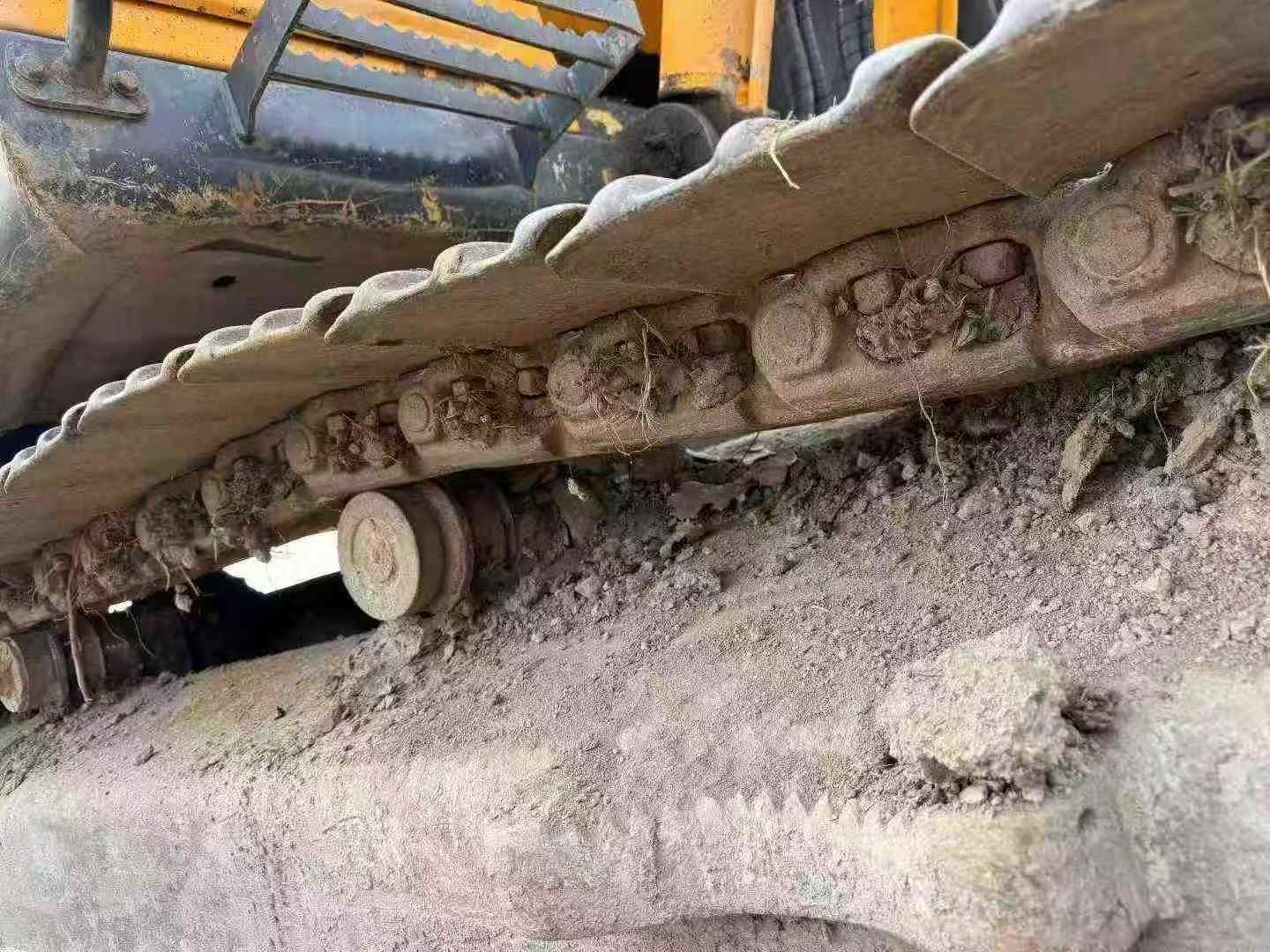 Used Hyundai R215-7 Excavator 2014 Model / 7