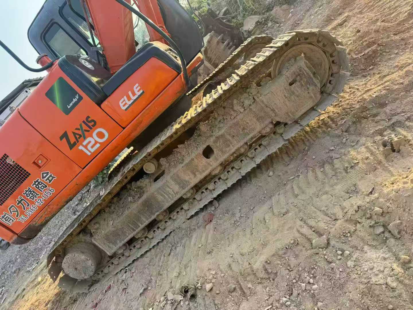 Used Hitachi ZX120 Excavator 2016 Model / 7