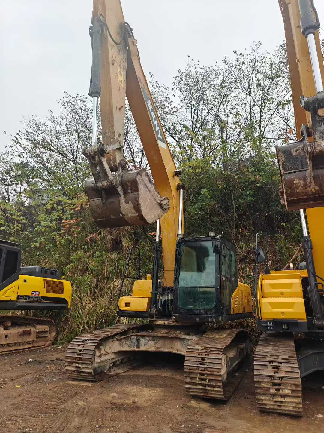 Used Sany SY215W Excavator 2020 Model / 3