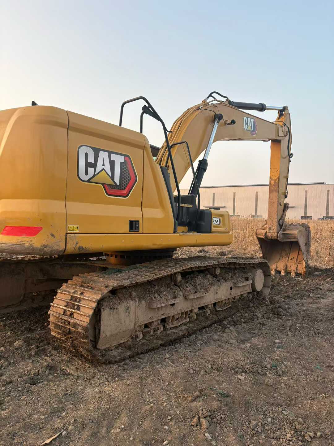 Buy Caterpillar 323 Used Excavator / 3 Used Caterpillar 323 Excavator 2021 Model / 3