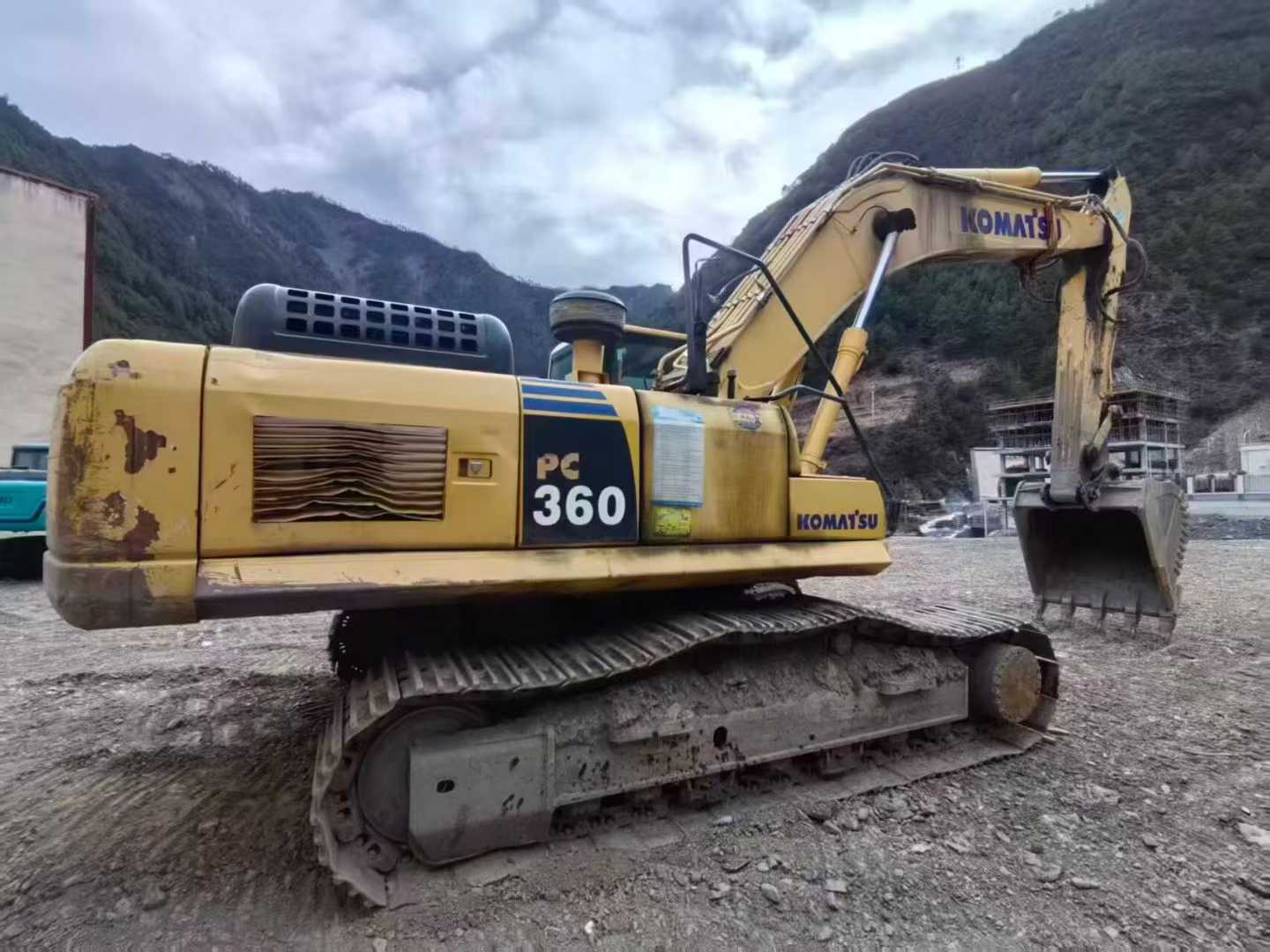 Used Komatsu PC60-8 Excavator 2017 Model / 2