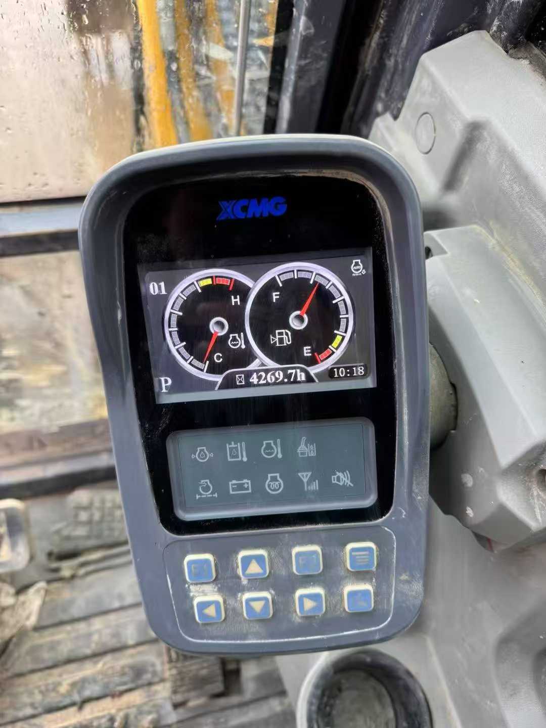 Used XCMG ZL60G Excavator 2021 Model / 6