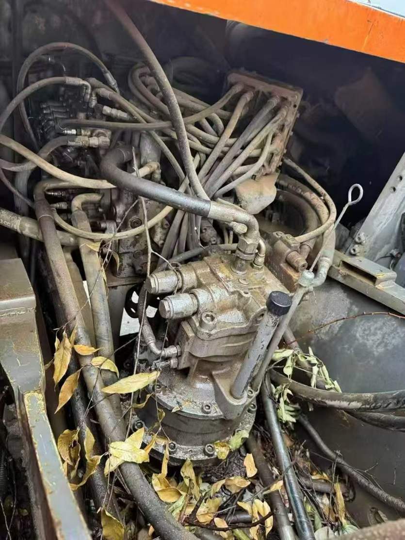 Used Hitachi ZAXIS200 Excavator 2016 Model / 6