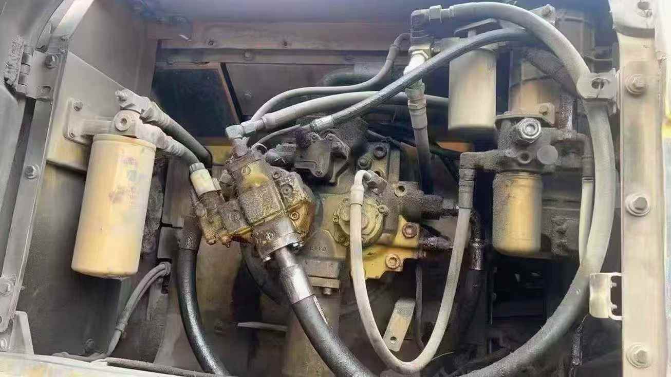 Used Caterpillar 336FLH Excavator 2012 Model / 7