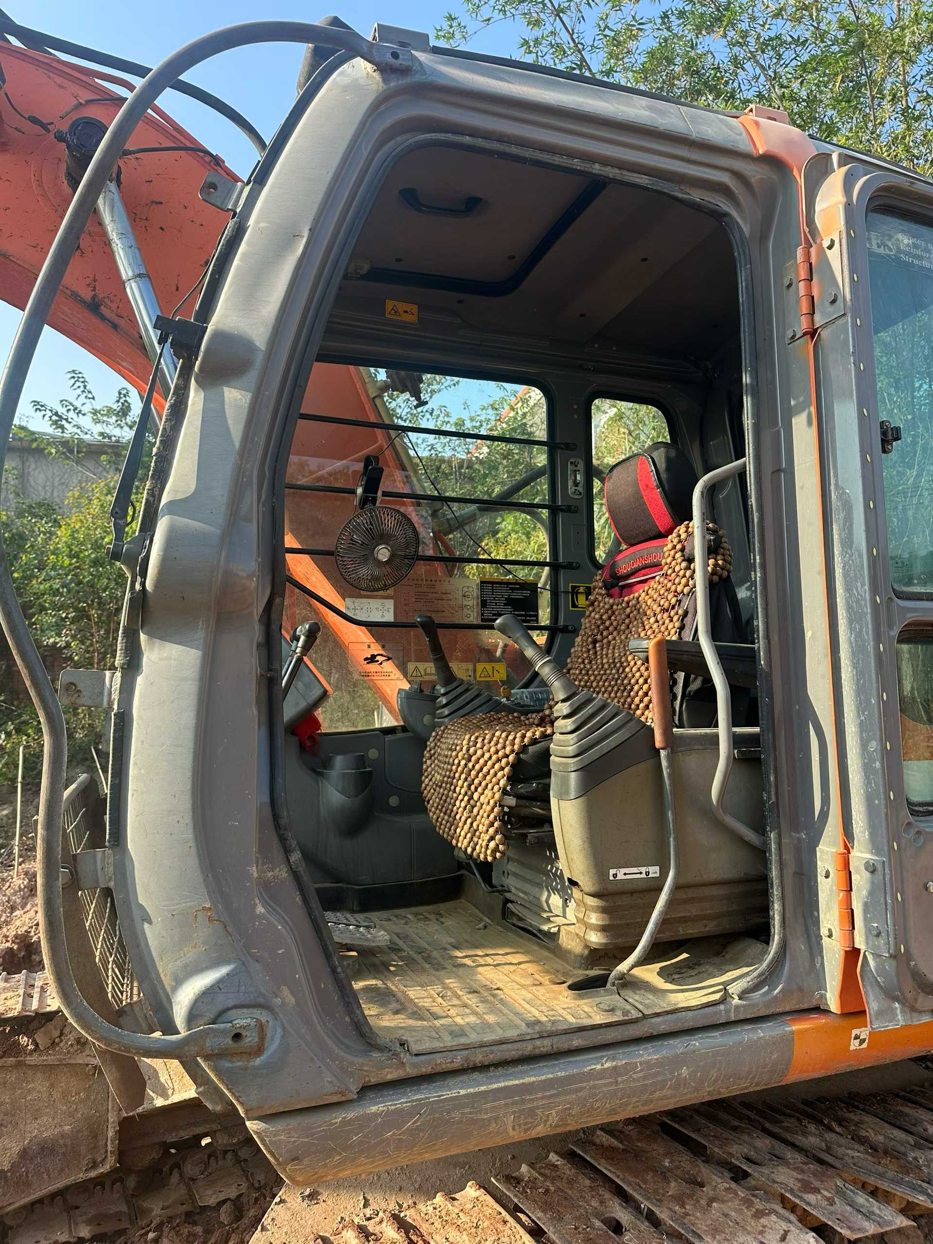 Used Hitachi ZX120 Excavator 2013 Model / 5