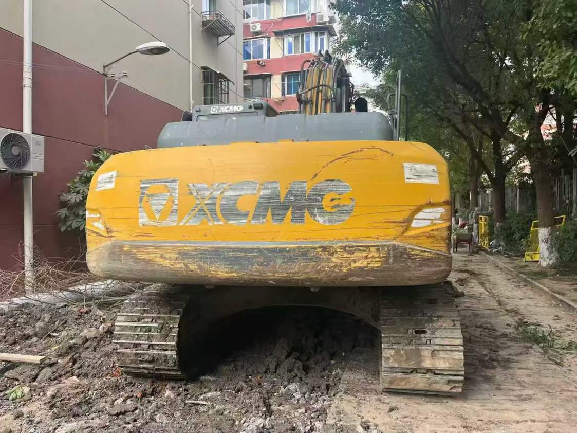 Used XCMG LW200 Excavator 2019 Model / 7