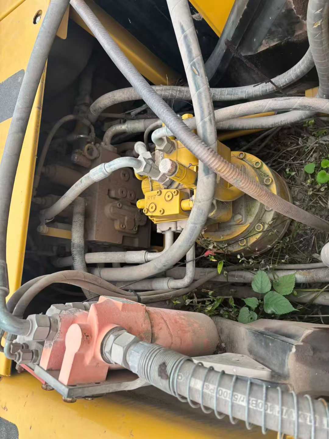 Used Sany SY200H Excavator 2021 Model / 3