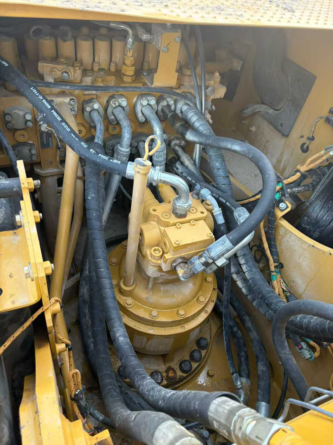 Buy Caterpillar 323 Used Excavator / 7 Used Caterpillar 323 Excavator 2021 Model / 7