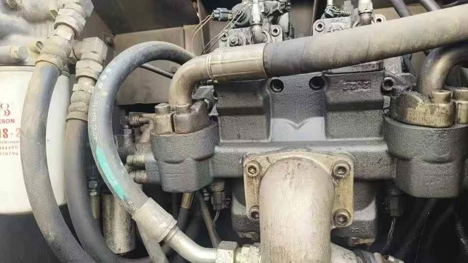 Used Hitachi ZW250 Excavator 2011 Model / 6