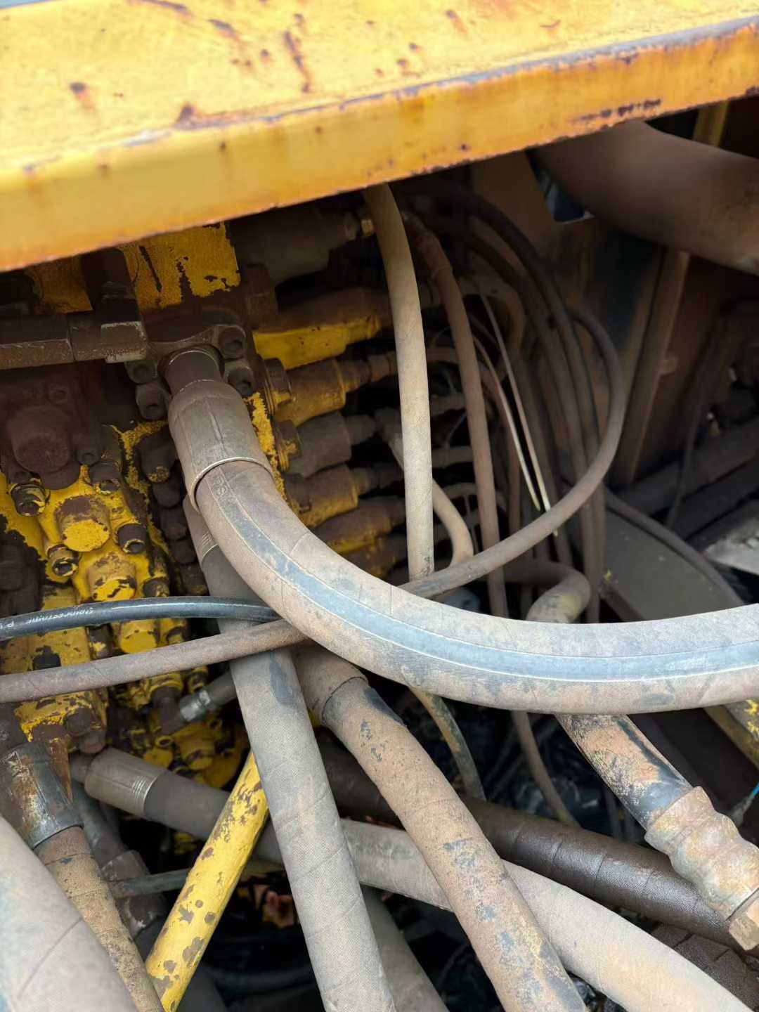 Used Komatsu PW200-7 Excavator 2016 Model / 7