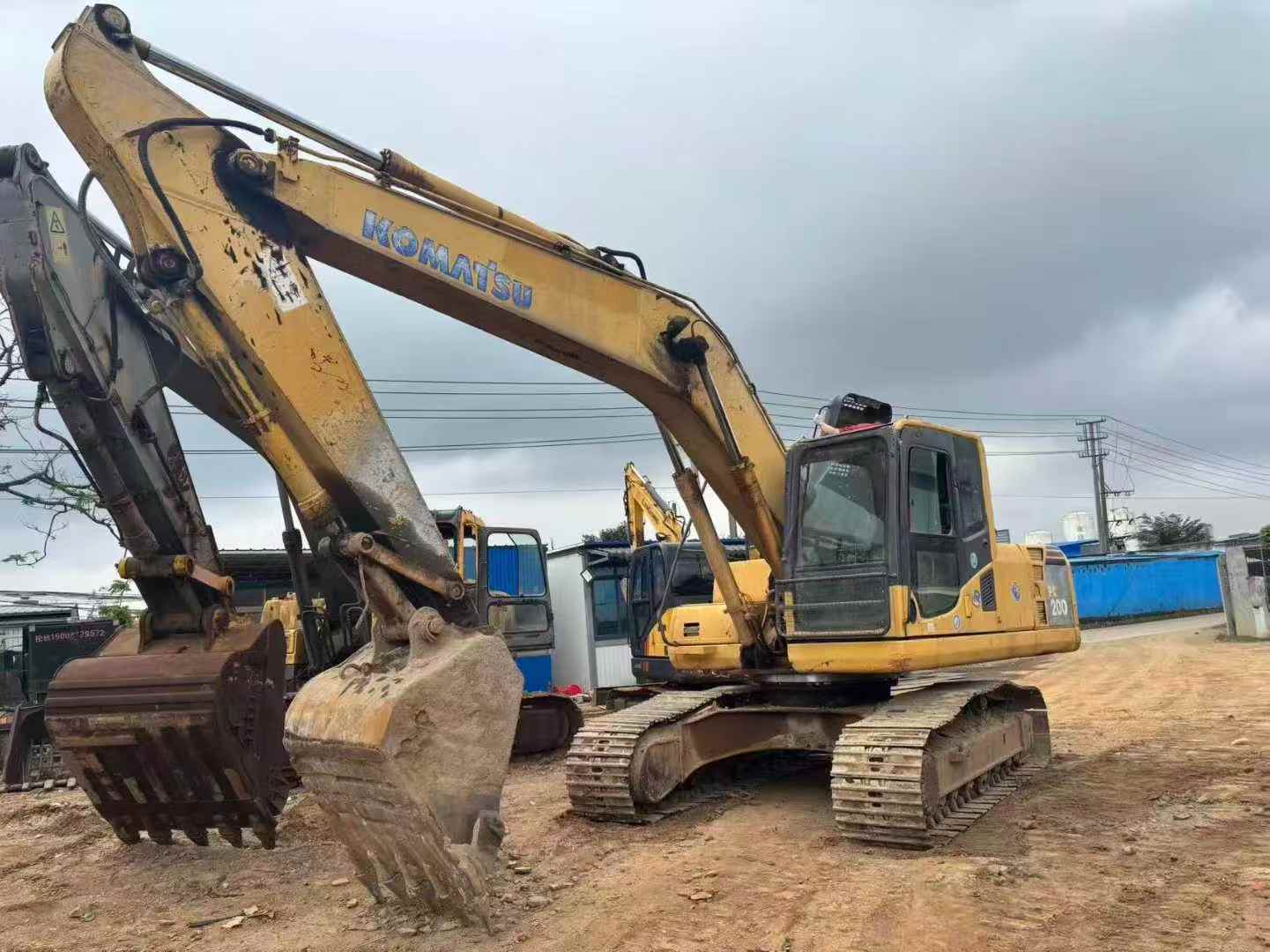 Used Komatsu PC200-8 Excavator 2016 Model / 4