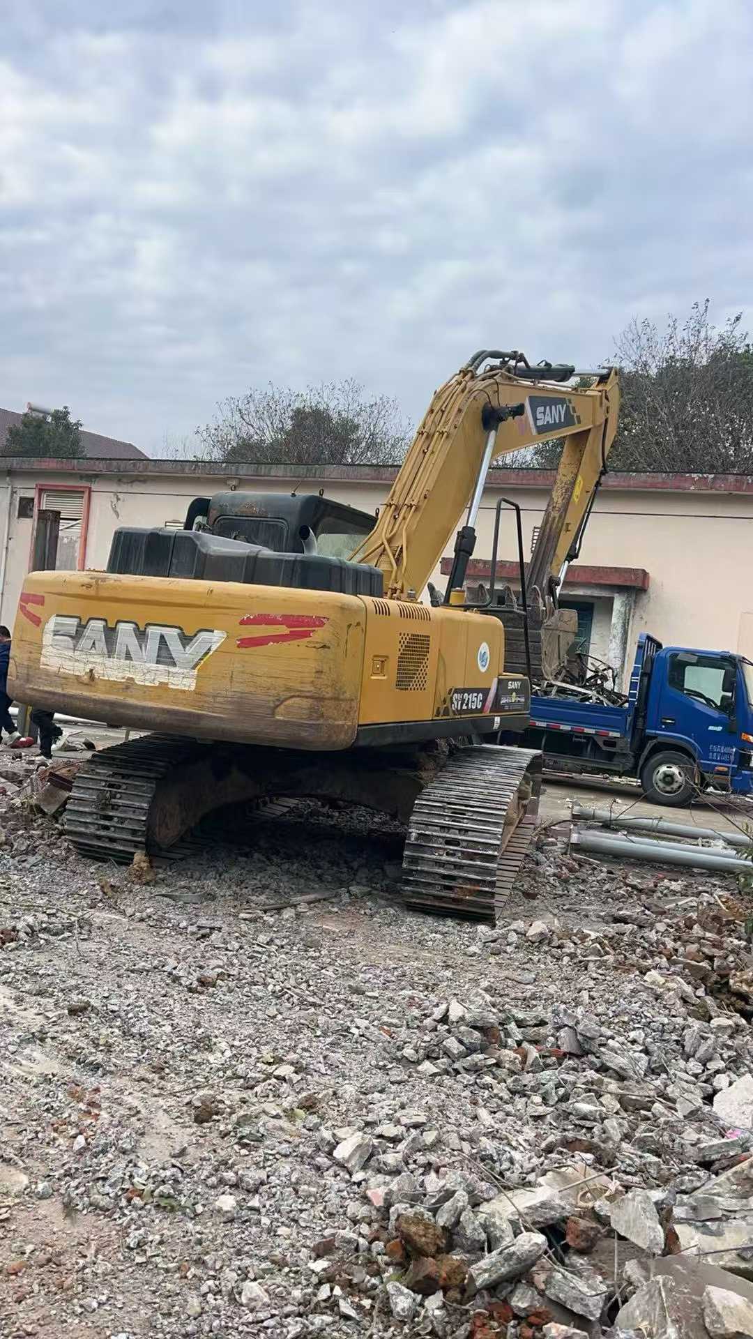 Used Sany SY215W Excavator 2018 Model / 4