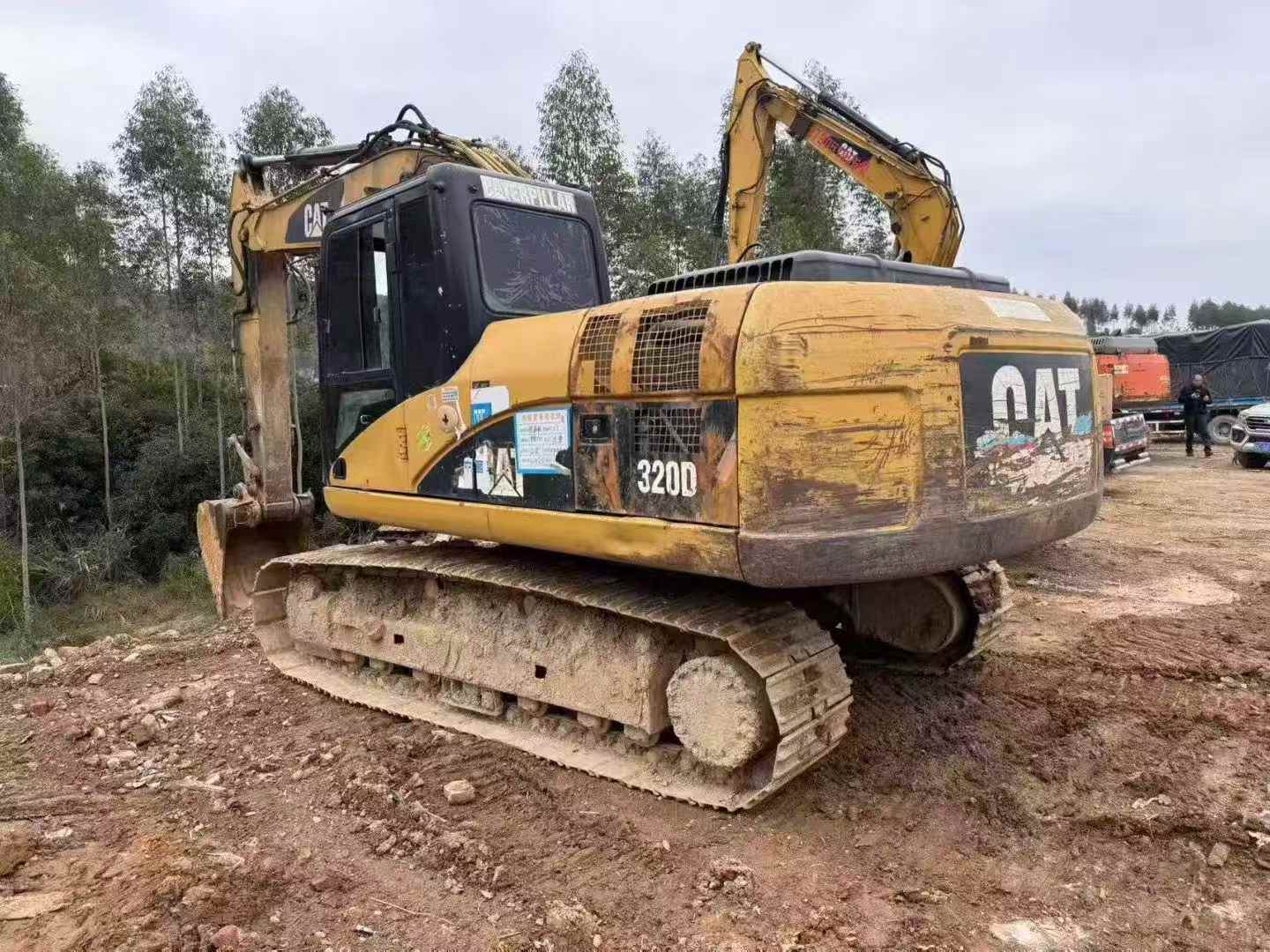Buy Caterpillar 320D Used Excavator / 2 Used Caterpillar 320D Excavator 2016 Model / 2