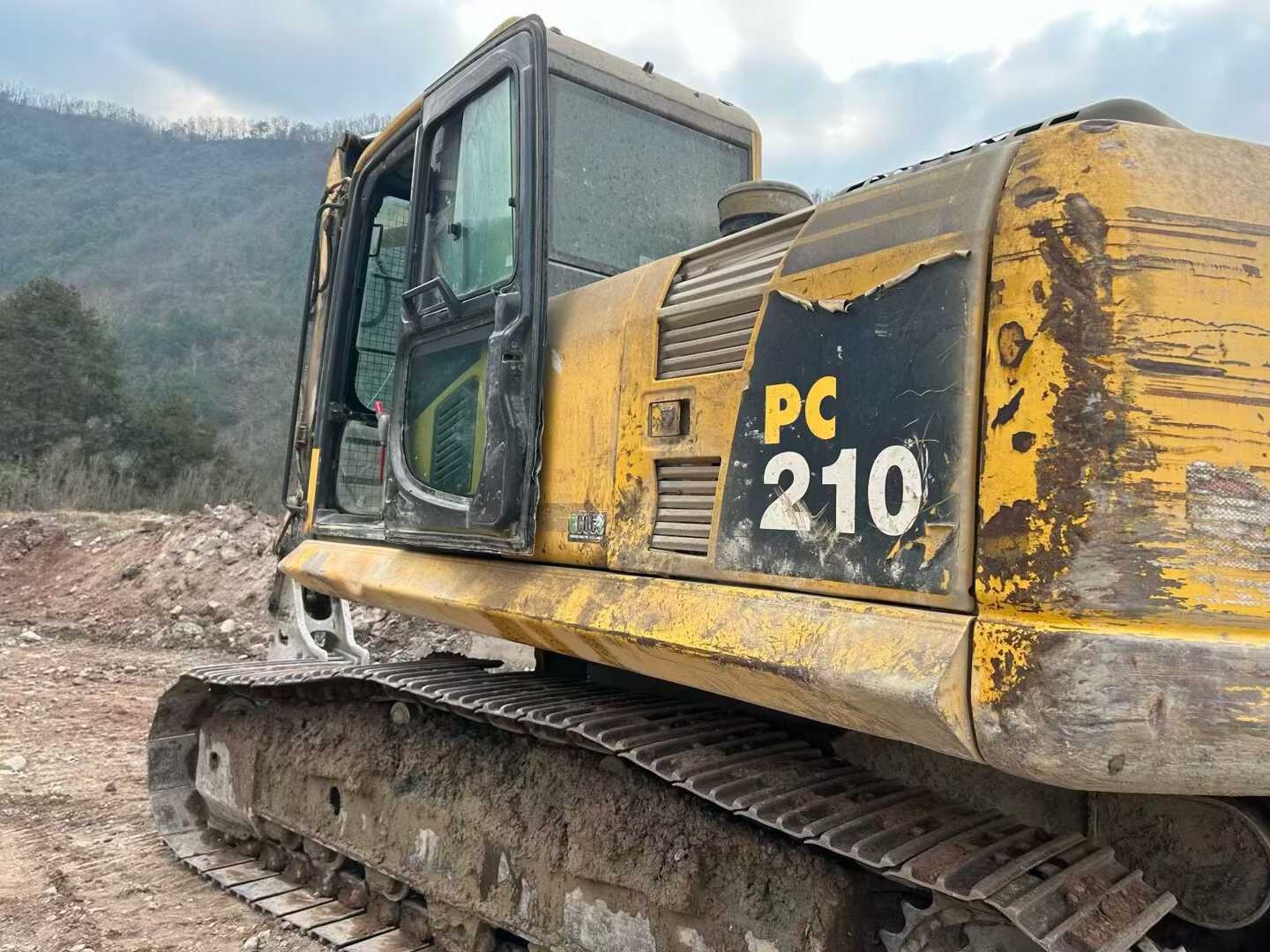 Used Komatsu PC210-8 Excavator 2017 Model