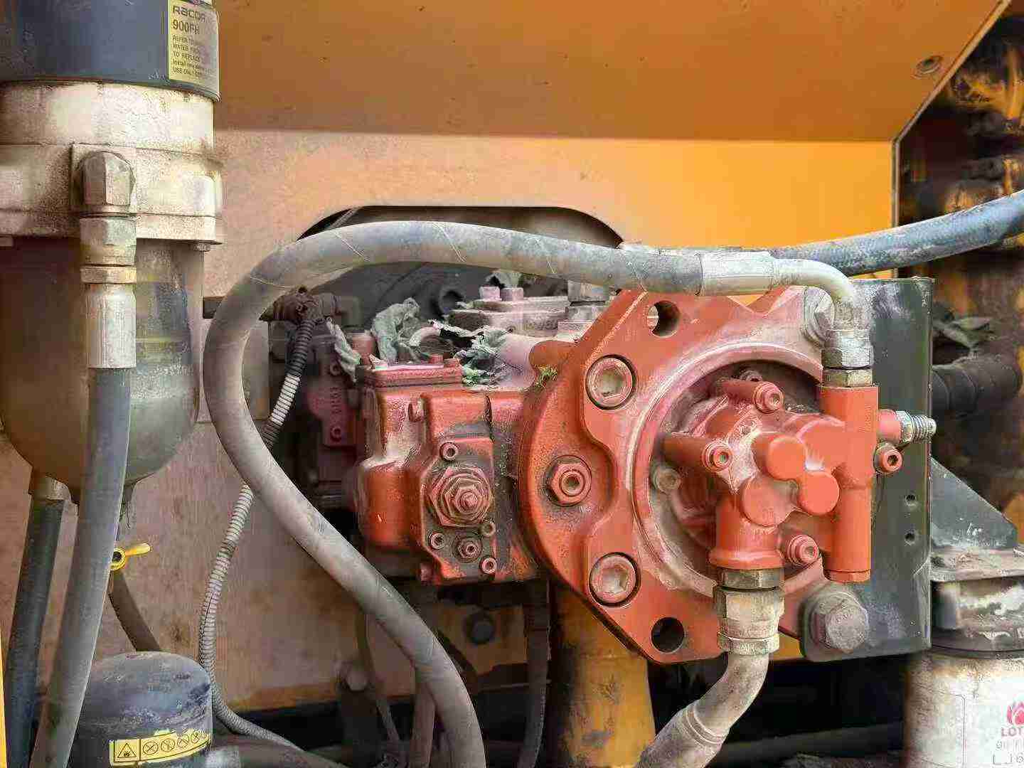 Used Hyundai R215VS Excavator 2019 Model / 3